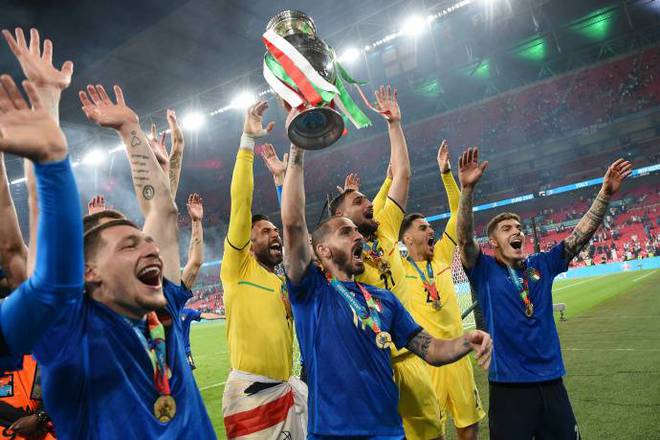 欧洲杯决赛：意大利4-3英格兰！三狮军团时隔53年再次捧杯